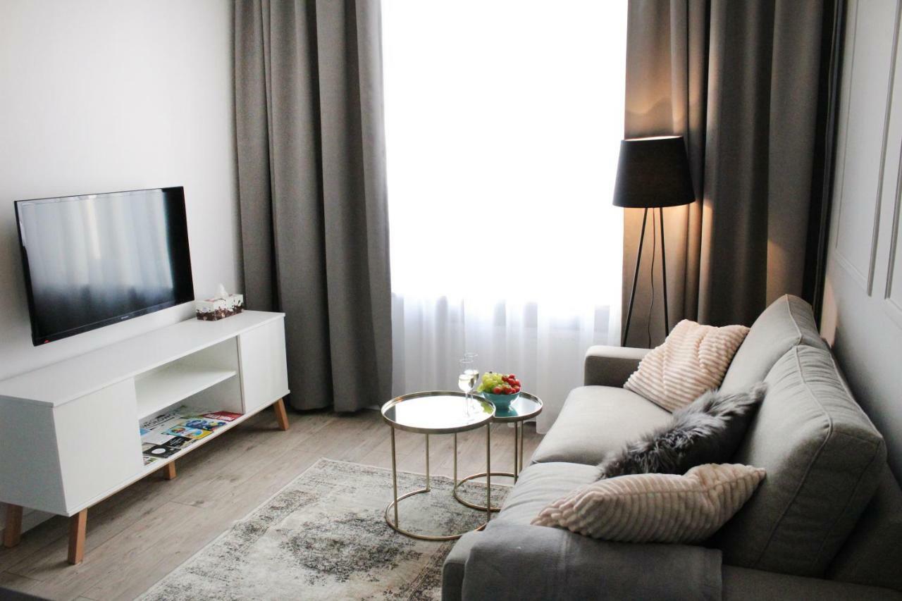 Apartament W Kamienicy Appartamento Słupsk Esterno foto